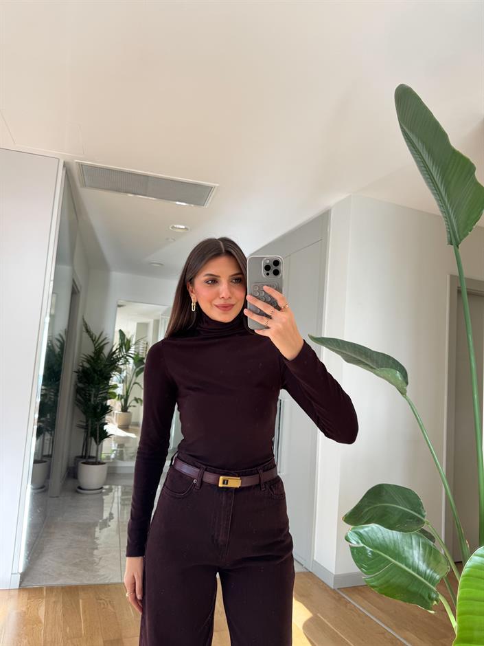 Soft Touch Balıkçı Yaka Bluz - Kahve