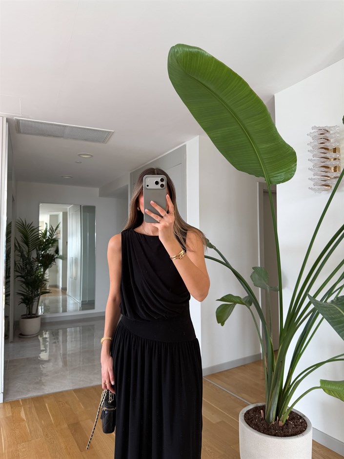 Sonya Belden Oturmalı Elbise - Siyah