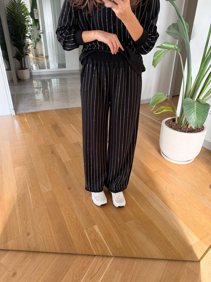 Taş Çizgili Modal Takım - Siyah