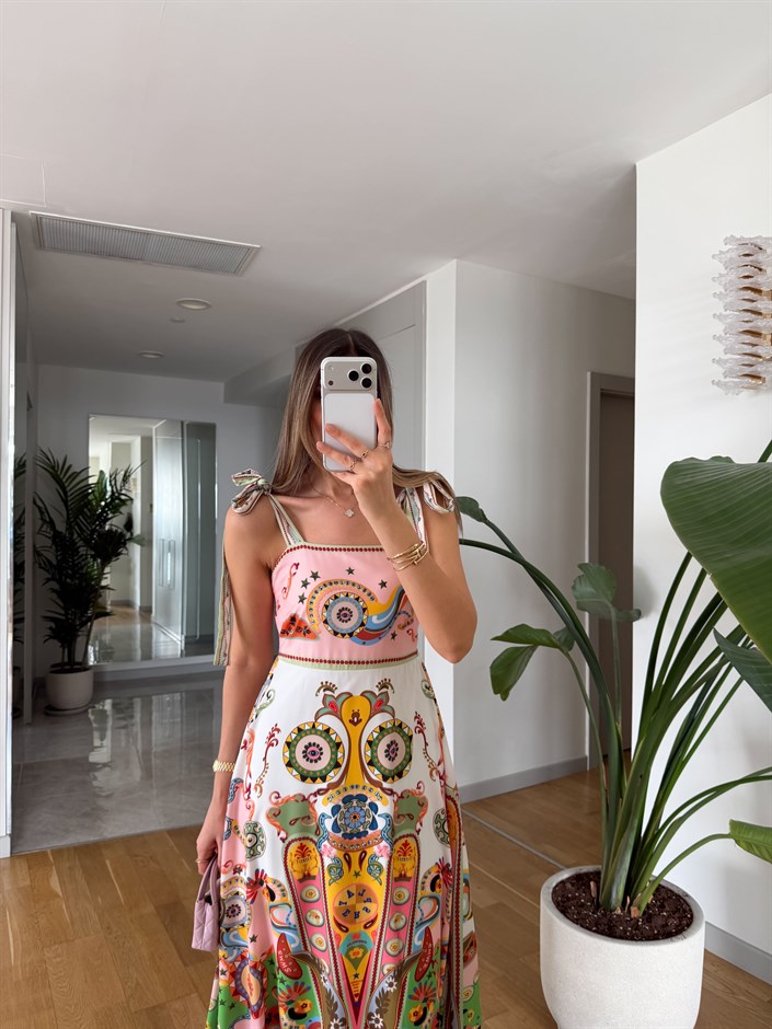 Tasarım Model Askılı Elbise - Pembe