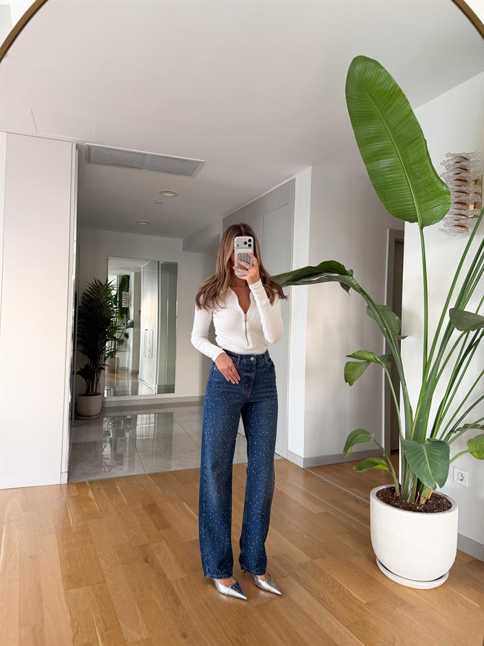 Taşlı Straight Kesim Jean