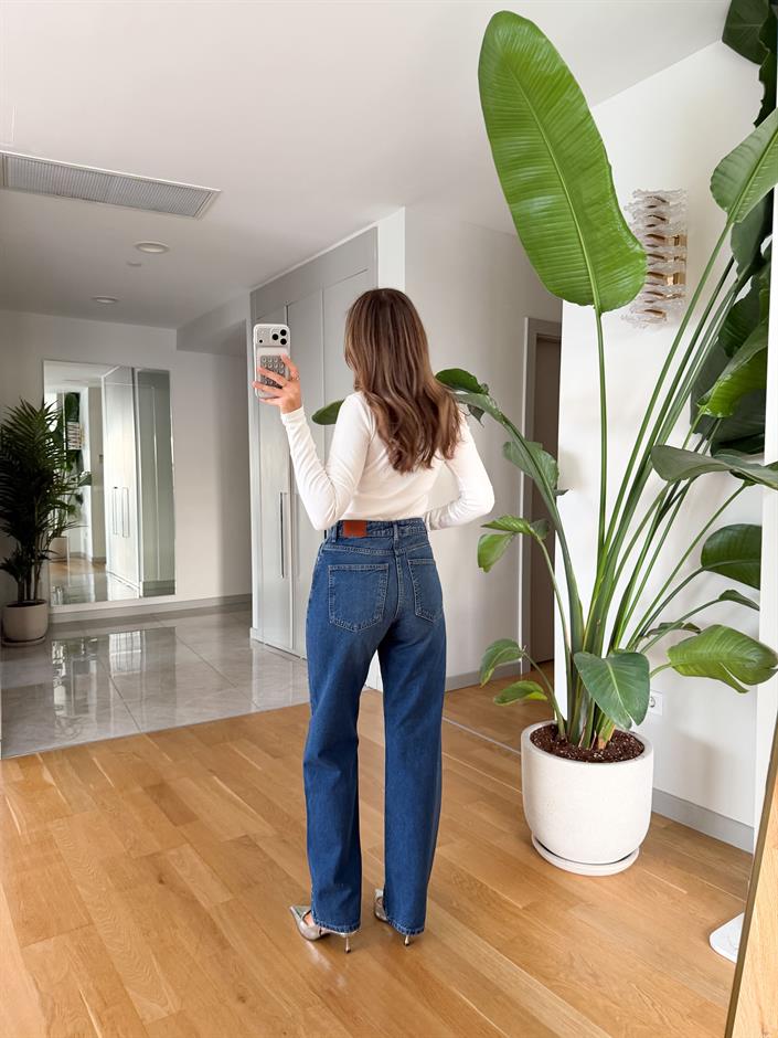 Taşlı Straight Kesim Jean