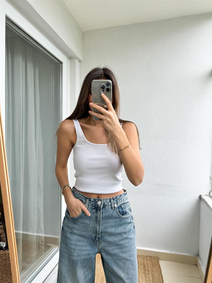 U Yaka Askılı Atlet- Beyaz