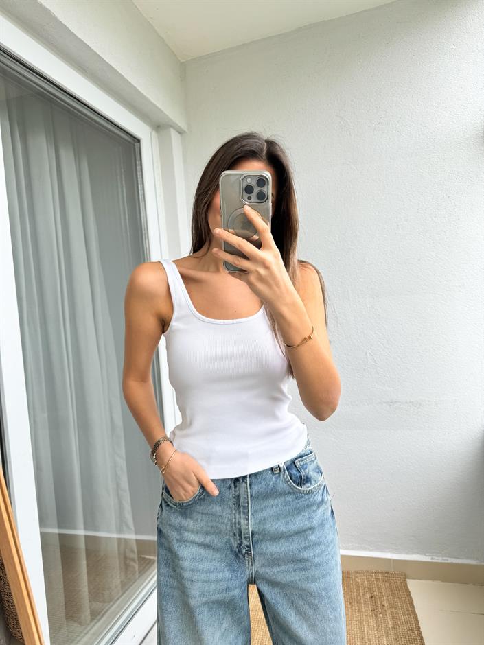 U Yaka Askılı Atlet- Beyaz