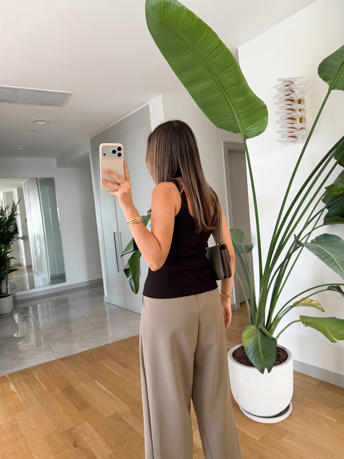 U Yaka Askılı Atlet - Koyu Kahve