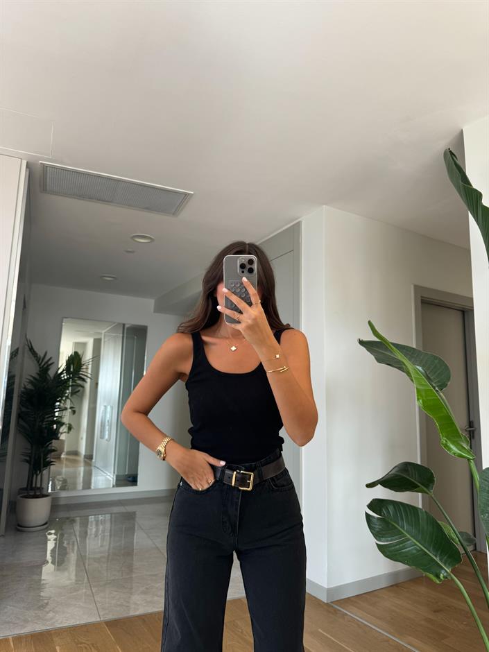 U Yaka Askılı Atlet- Siyah