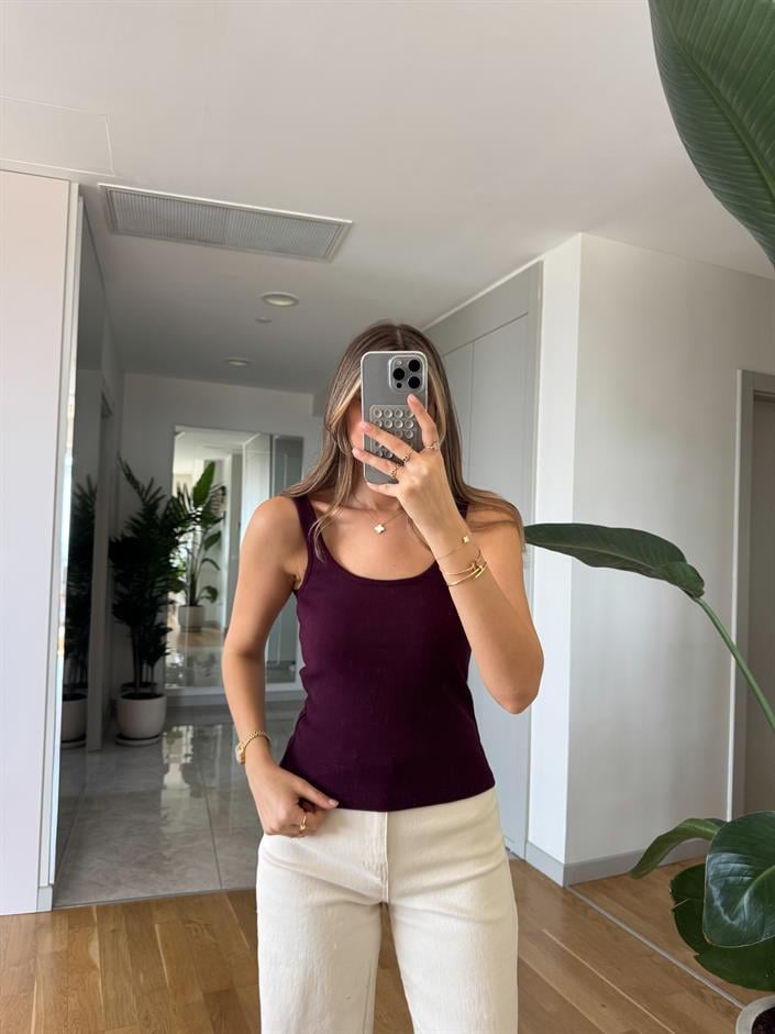 U Yaka Atlet - Mürdüm