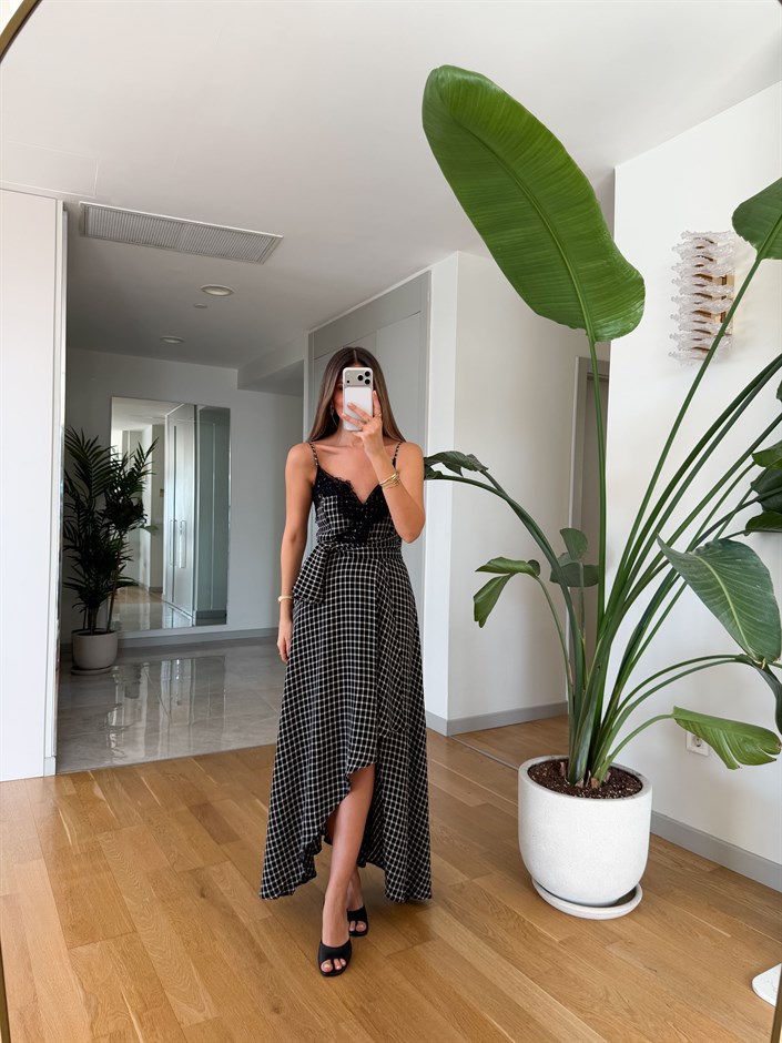 V Yaka Asimetrik Midi Elbise - Siyah