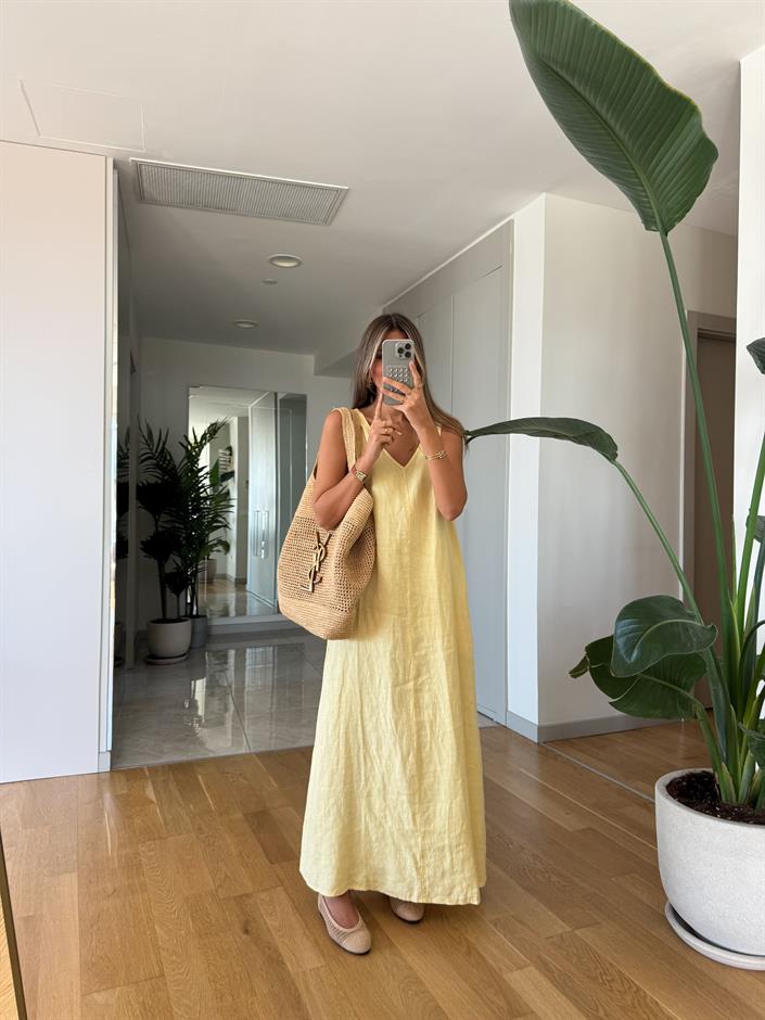 V Yaka Askılı Keten Dokulu Elbise - Sarı