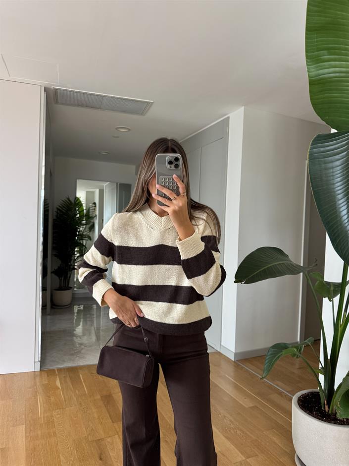 V Yaka Kalın Çizgili Triko - Kahve