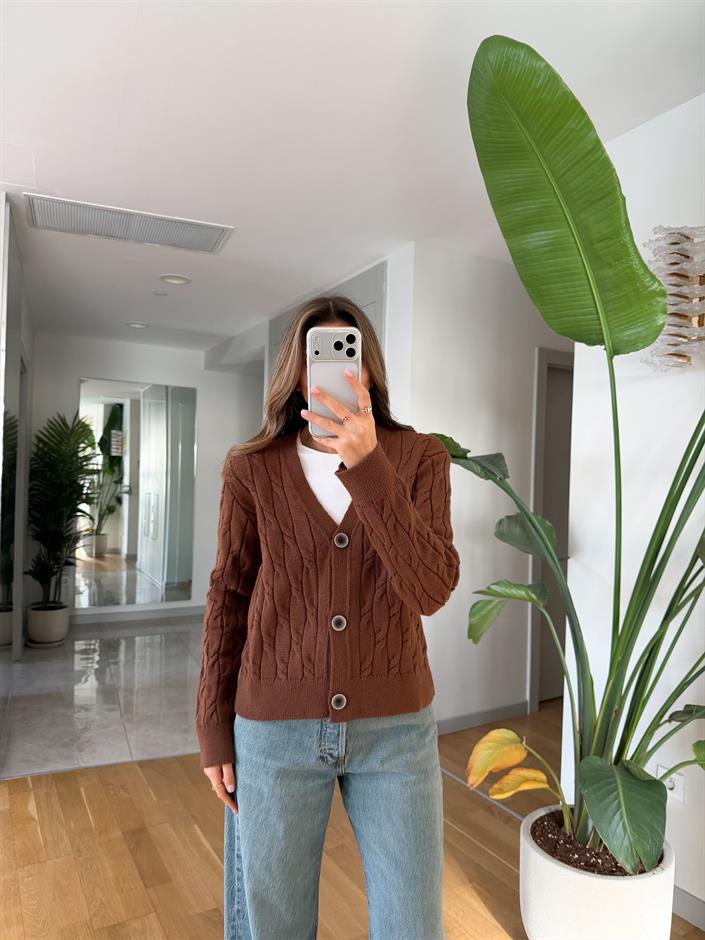 V Yaka Saç Örgülü Hırka - Kahve