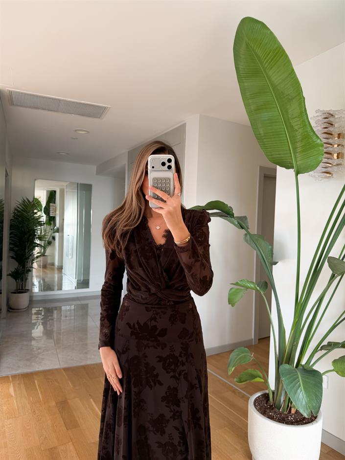 Vatkalı Dantel Detaylı Transparan Bluz - Kahve