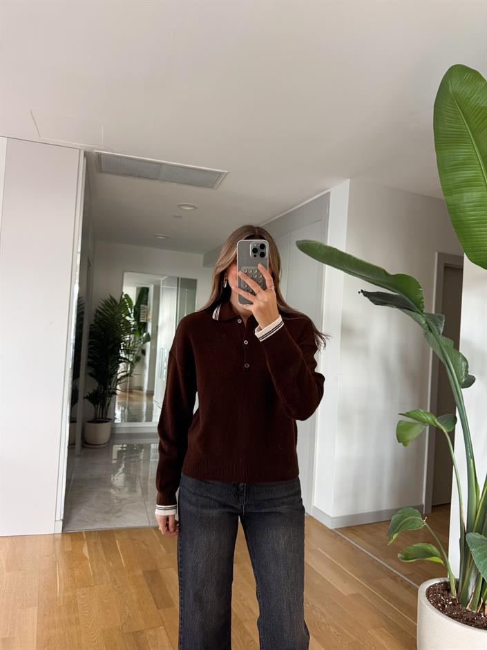 Yakası Ve Kolu Çizgili Triko  - Kahve