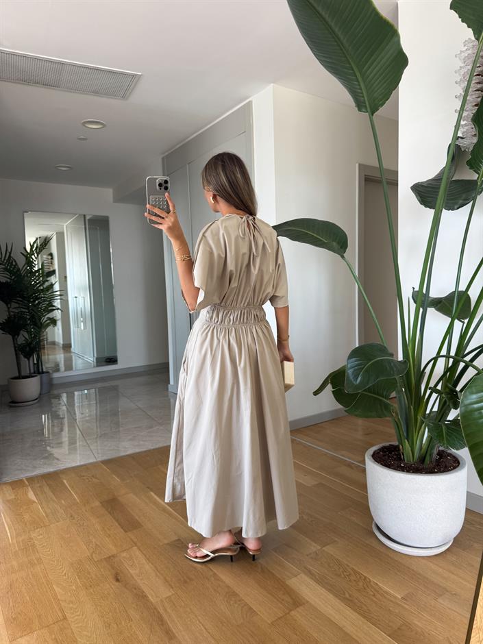 Yarasa Kol Beli Lastik Detaylı Midi Elbise - Taş