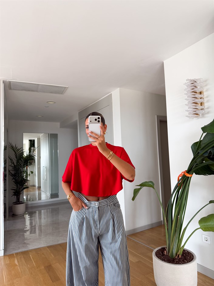 Yarasa Kol Crop Bluz - Kırmızı