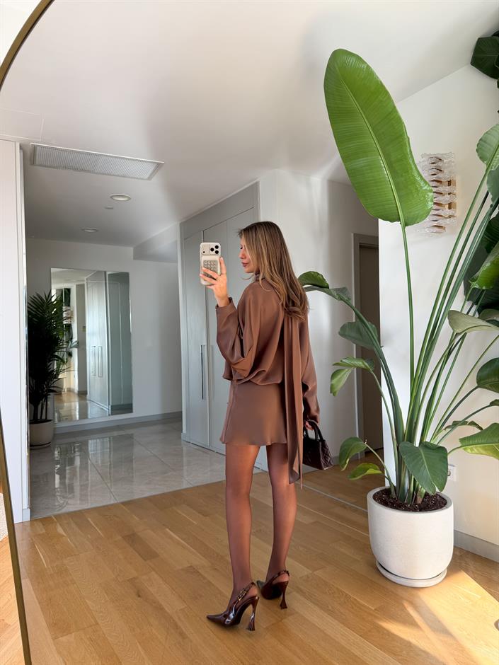 Yarasa Kol Mini Saten Elbise - Kahve