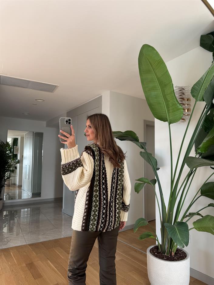 Zr Etnik Desenli Hırka 