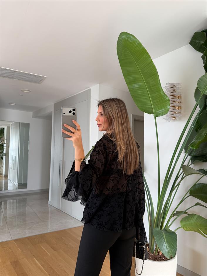Zr Floral Desenli Fırfırlı Bluz - Siyah