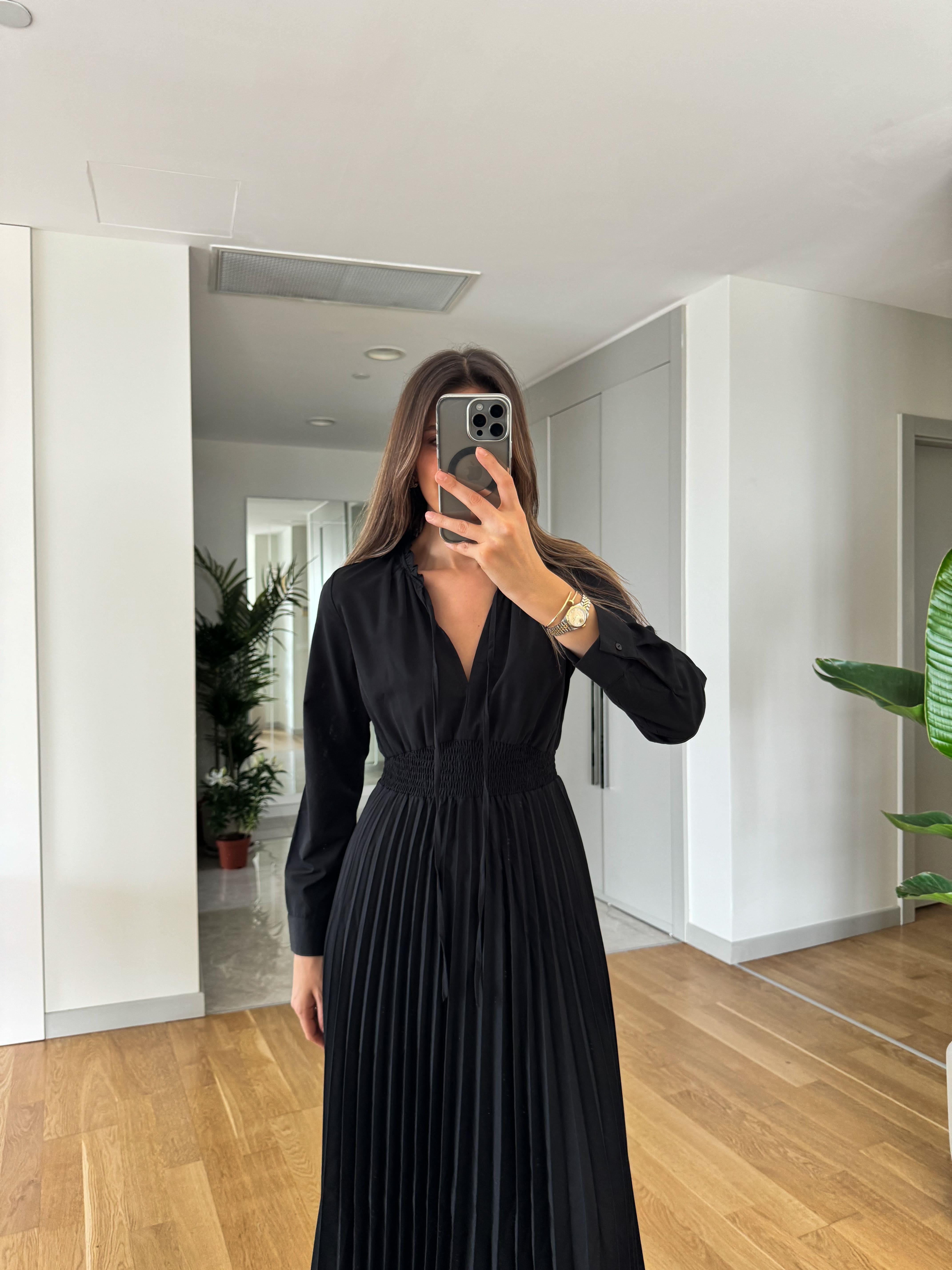 Siyah Piliseli Midi Elbise | Butik Merve Aksoy