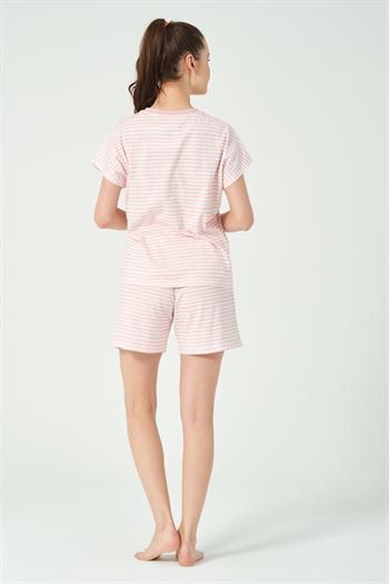 Kadın Çizgili Desenli Nakış Detaylı Şortlu Pijama Takımı