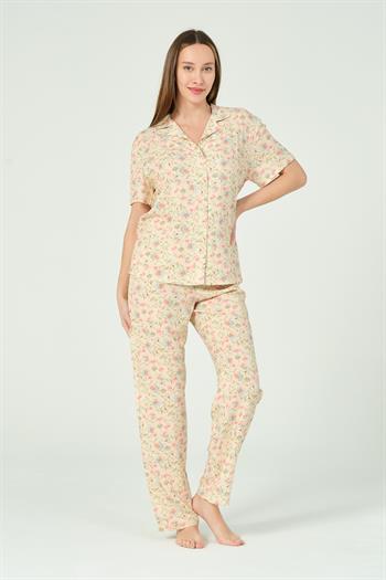 Kadın Karışık Çiçek Desenli Pijama Takımı