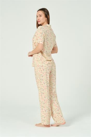 Kadın Karışık Çiçek Desenli Pijama Takımı