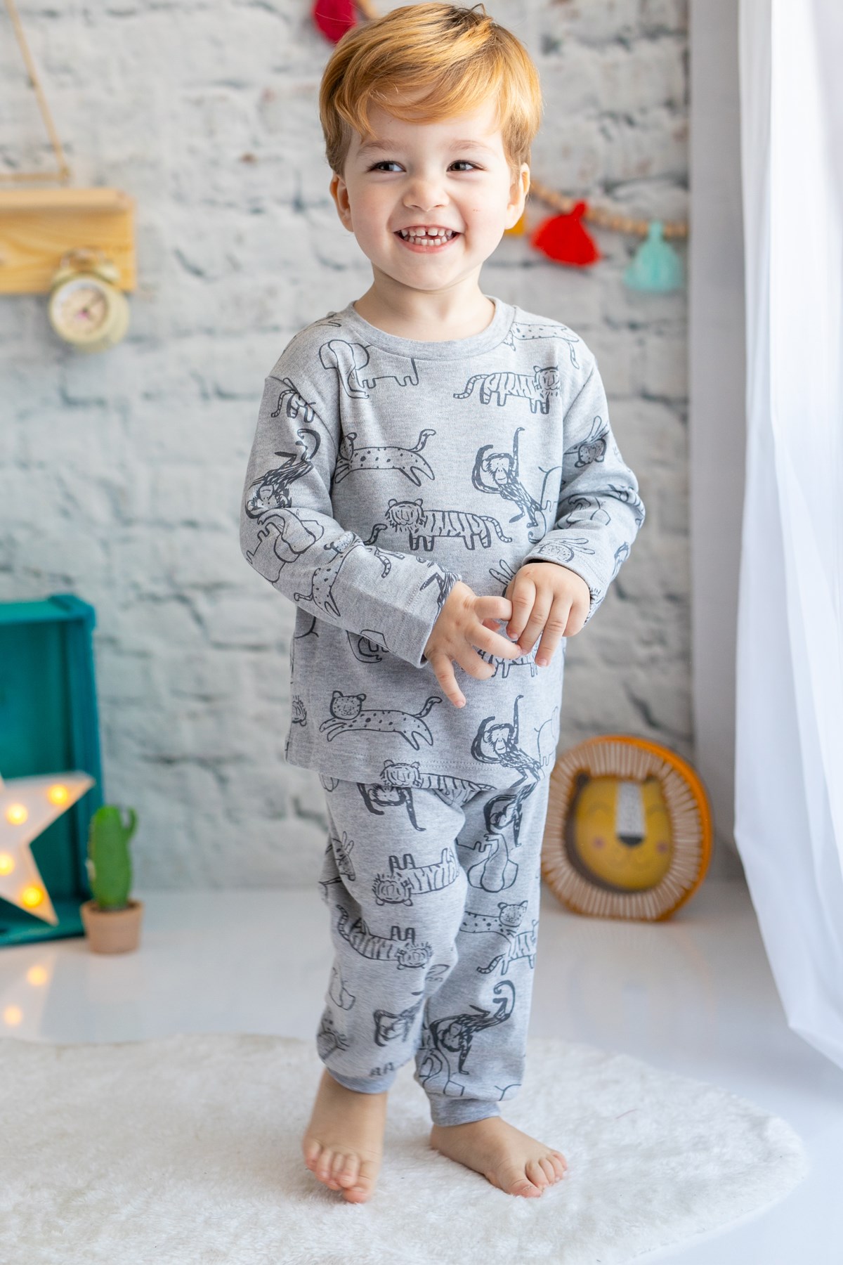 Erkek Çocuk Gri Hayvan Desenli Pijama Takımı