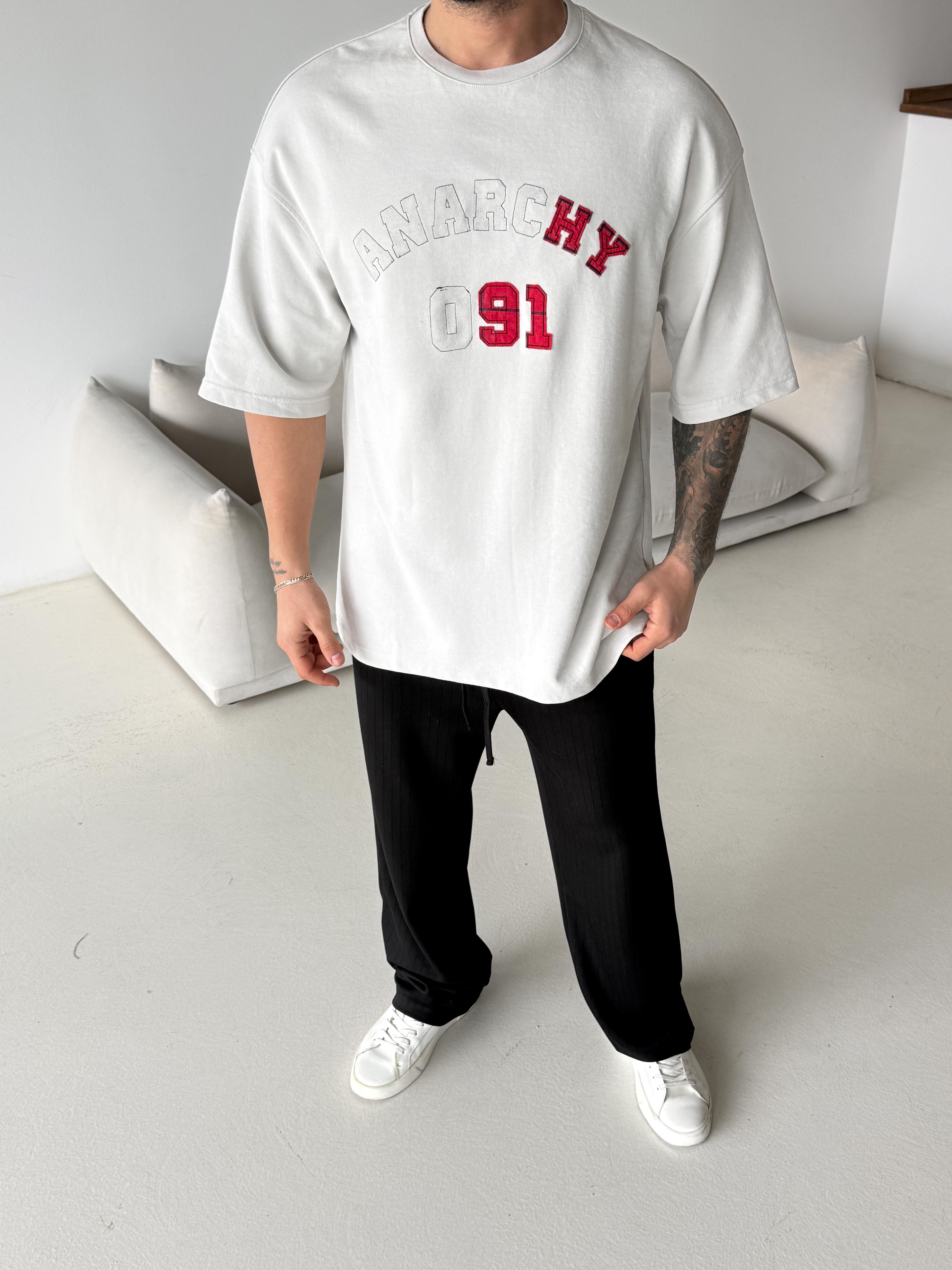 Gri Anarchy Nakış Yıkamalı Tişört VMS V70-153