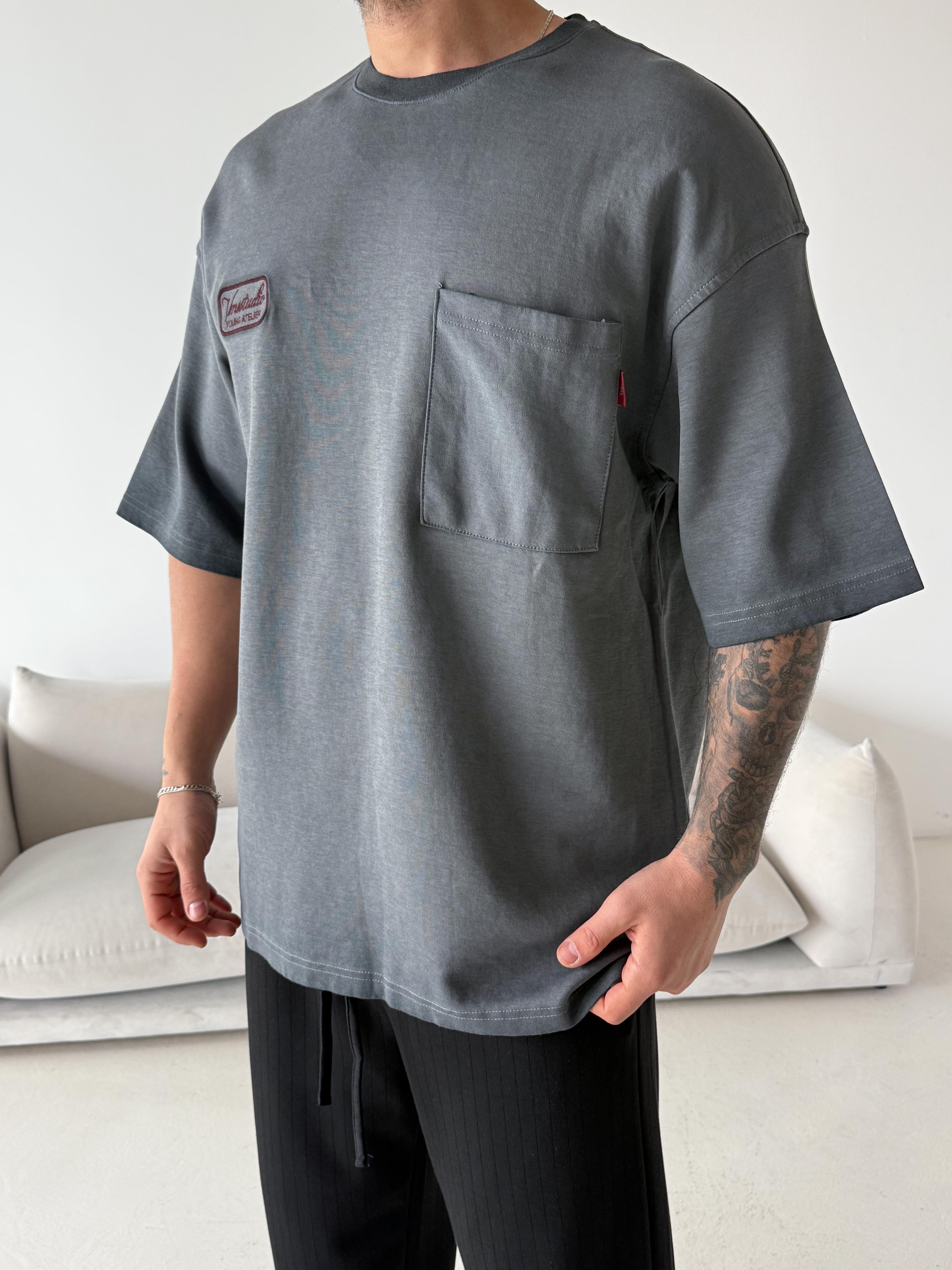 Gri Young Nakışlı Oversize Tişört VMS V70-150