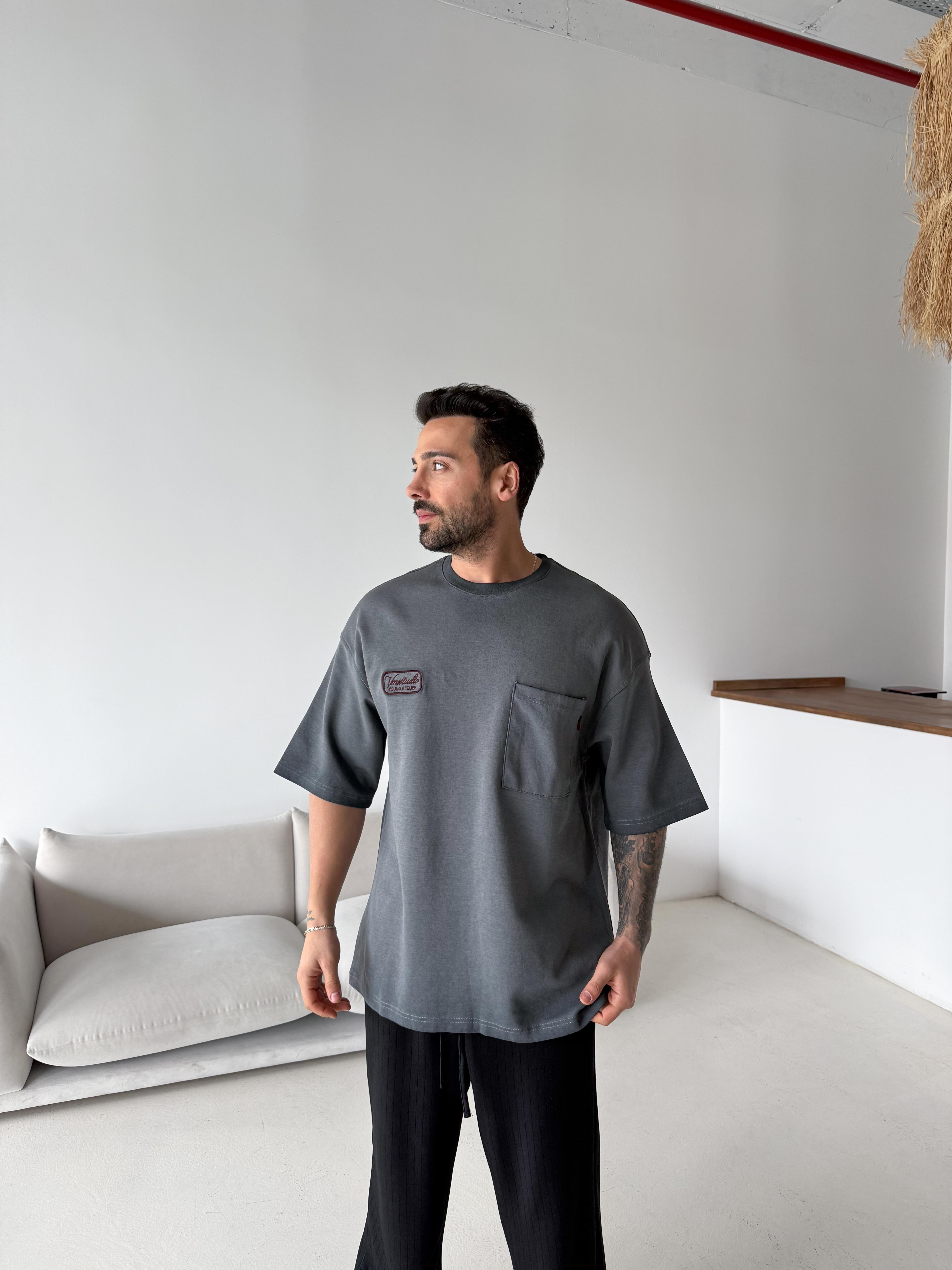 Gri Young Nakışlı Oversize Tişört VMS V70-150