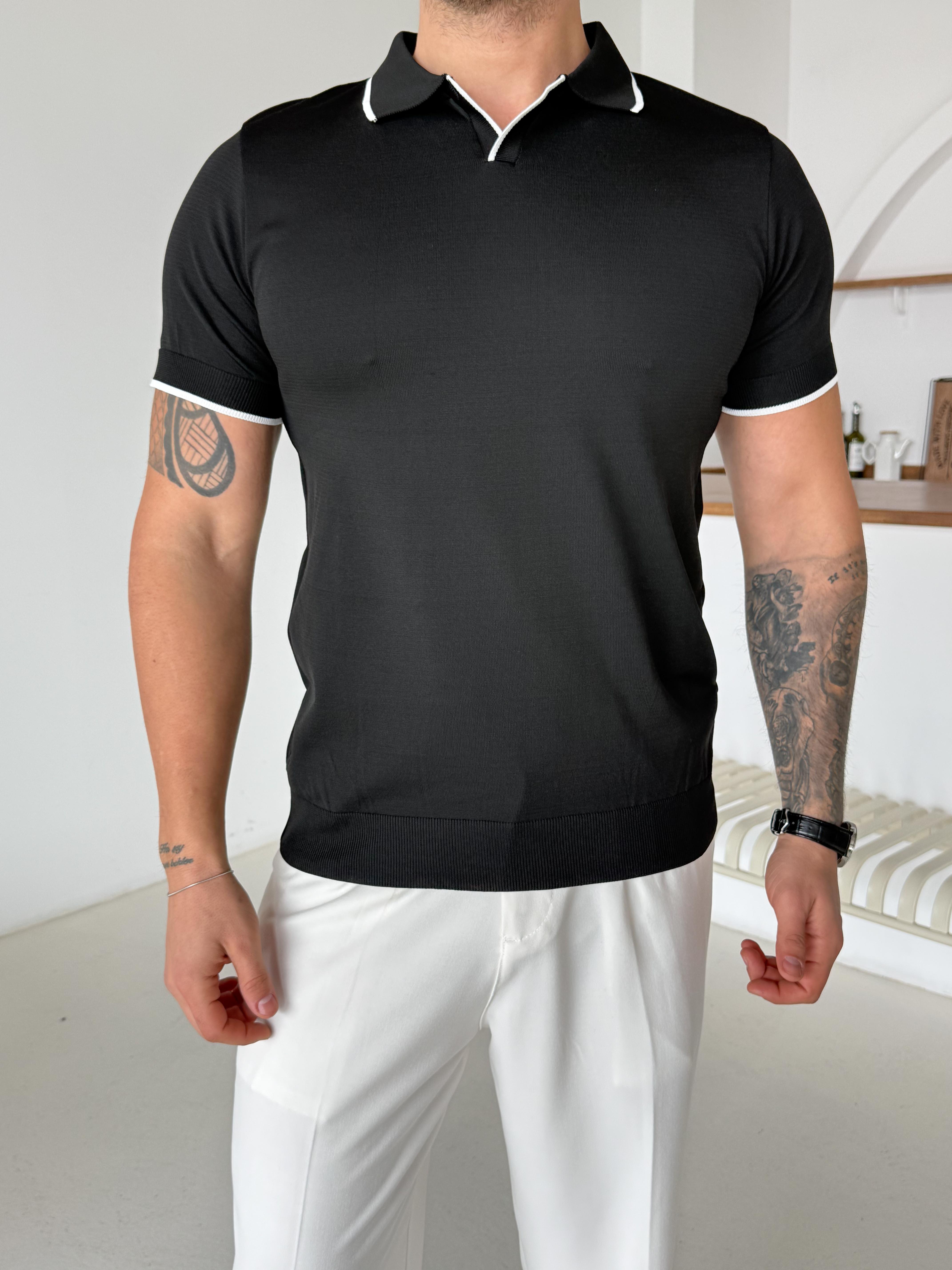 Siyah Yaka Çizgili Polo Yaka TK