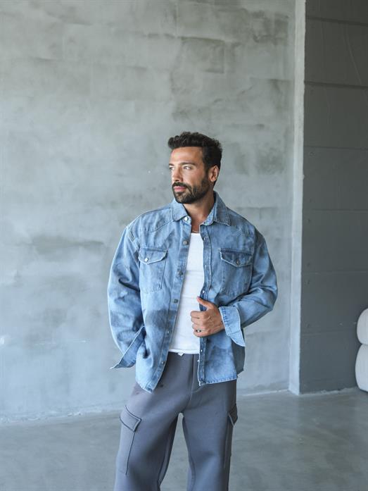 CEKETMavi Yıkamalı Düğmeli Göğüs Cepli Kot Ceket VS4007