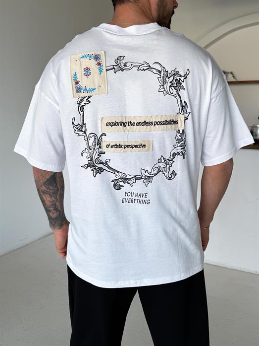 Beyaz Endless Nakışlı Oversize Tişört JJ