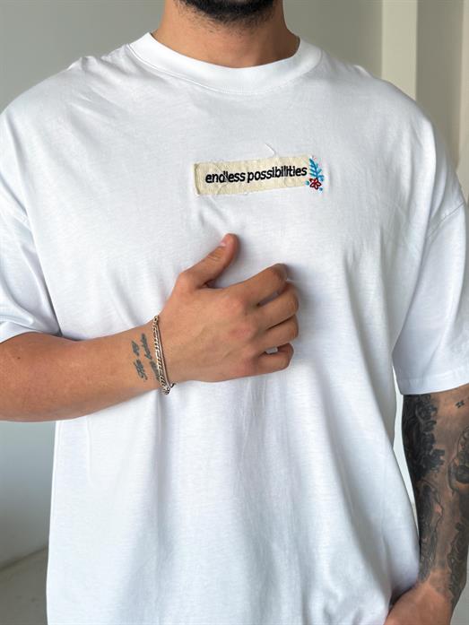 Beyaz Endless Nakışlı Oversize Tişört JJ