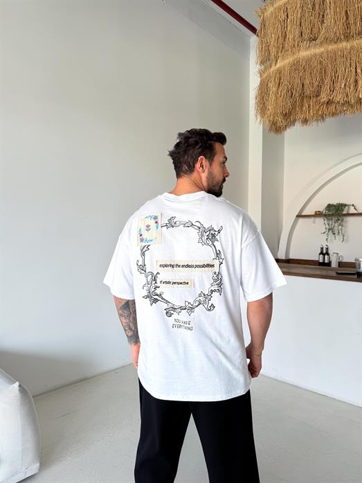 Beyaz Endless Nakışlı Oversize Tişört JJ