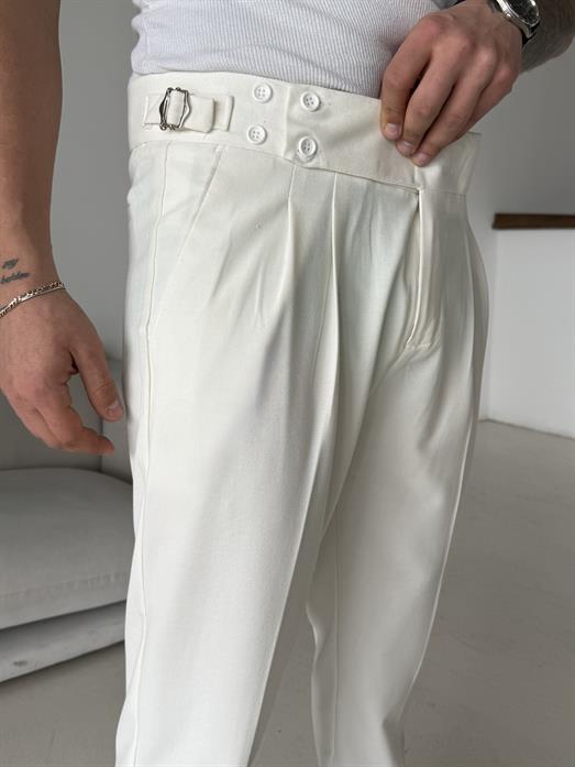 Ekru Dört Düğmeli Tokalı Regular Fit Kumaş Pantalon SC