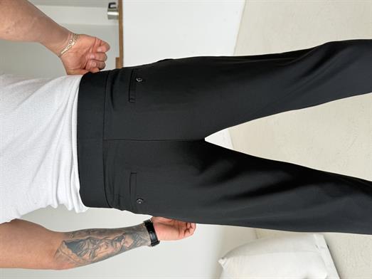 Siyah Tokalı Regular Fit Kumaş Pantalon SC