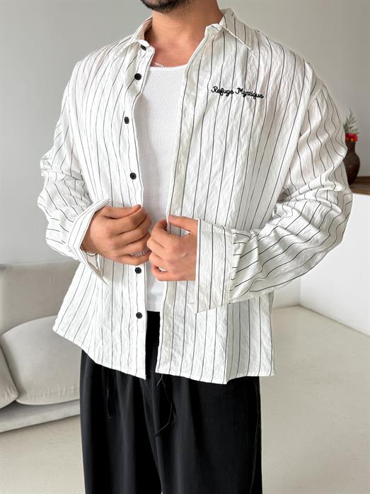 Beyaz Çizgili Oversize Nakışlı Gömlek PNC 2554