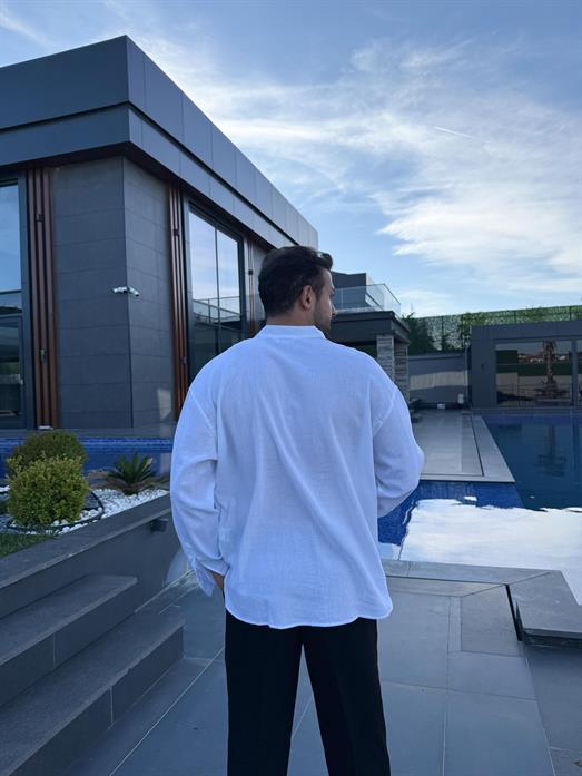 Beyaz Hakim Yaka Yarım Düğmeli Pamuk Keten Gömlek SNZ 1010