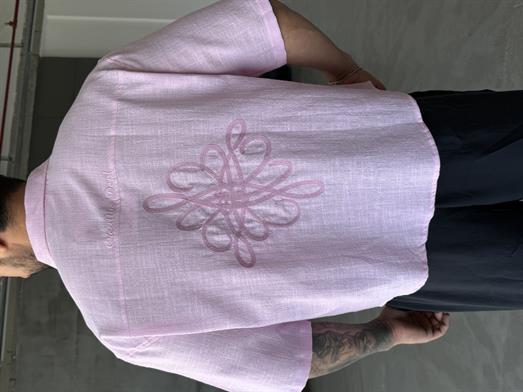 Pembe Keten Kısa Kol Boxy Nakış Gömlek PNC 2573