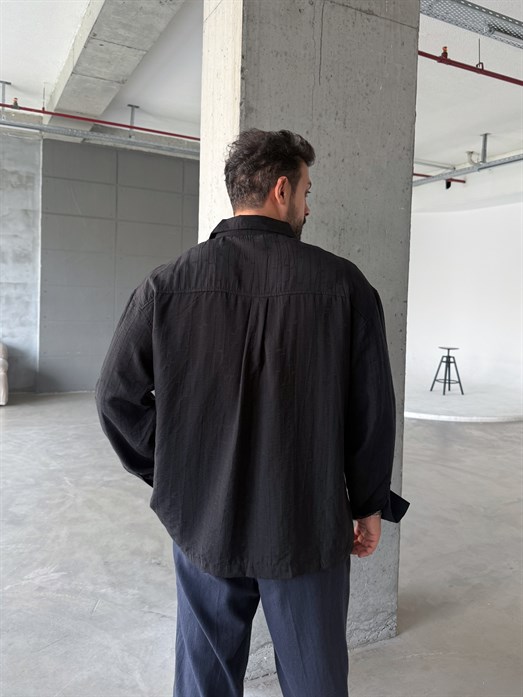 Siyah Asimetrik Çizgi Desenli Pamuk Gömlek SNZ 1384