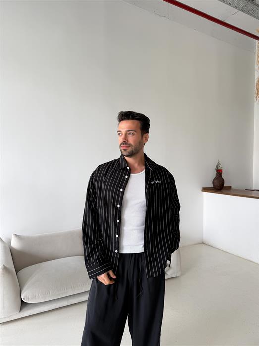 Siyah Çizgili Oversize Nakışlı Gömlek PNC 2554