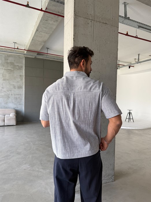 Siyah Göğüs Baskılı Çizgili Gömlek SNZ 1488