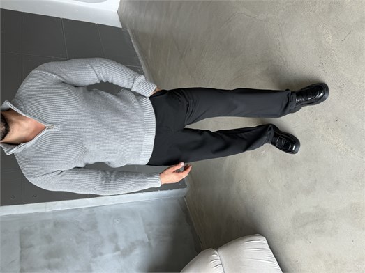 Gri Yarım Fermuarlı Elegant Basic Kazak TB