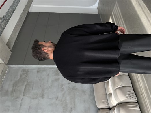 Siyah Studio Baskılı Boxy Pamuk Kazak PNC 9090