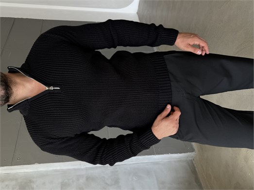 Siyah Yarım Fermuarlı Elegant Basic Kazak TB