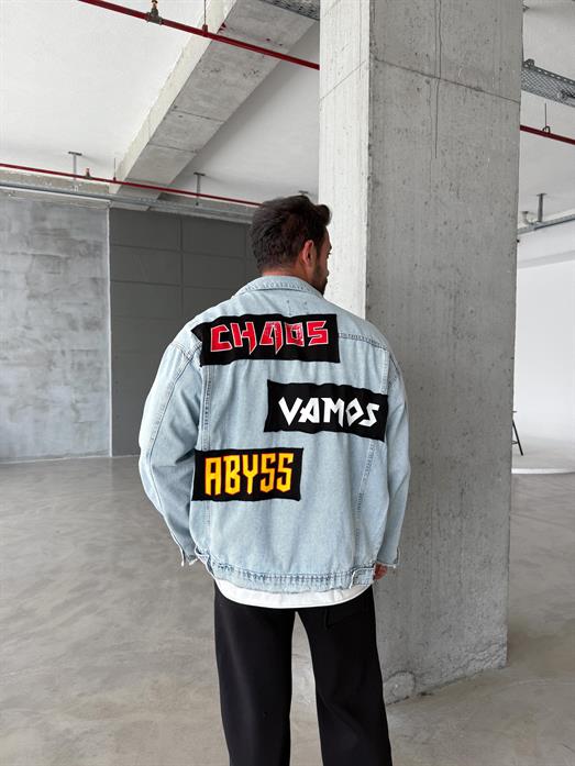 Buz Mavi Düğmeli Sırt Baskılı Kol Pis Kesim Kot Ceket VS5039