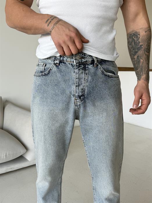 Buz Mavi Taşlamalı Boy Friend Kot Pantalon MB 654-1