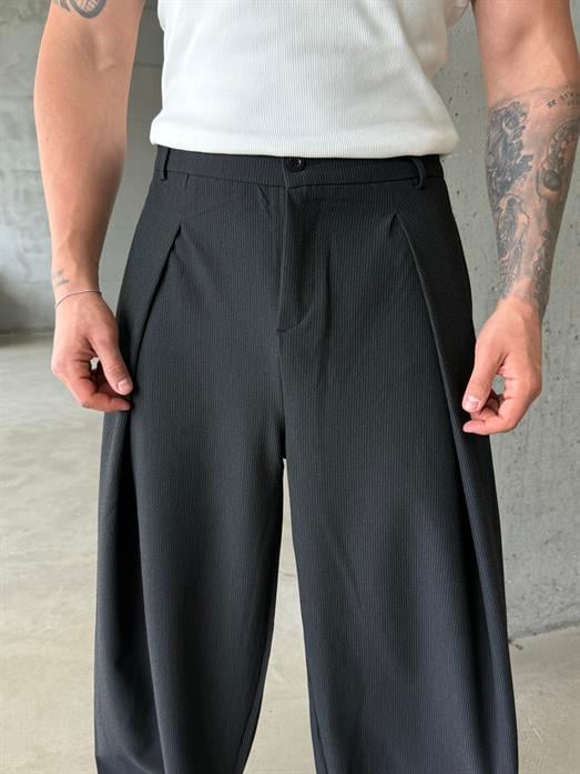 Siyah Kore Kalıp Çizgili Kumaş Pantalon SNZ 1455