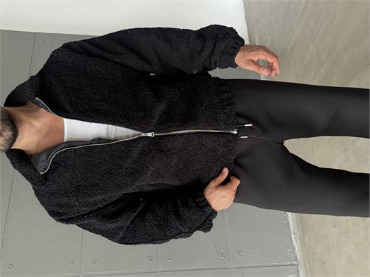 Siyah Astarlı Peluş Mont FP